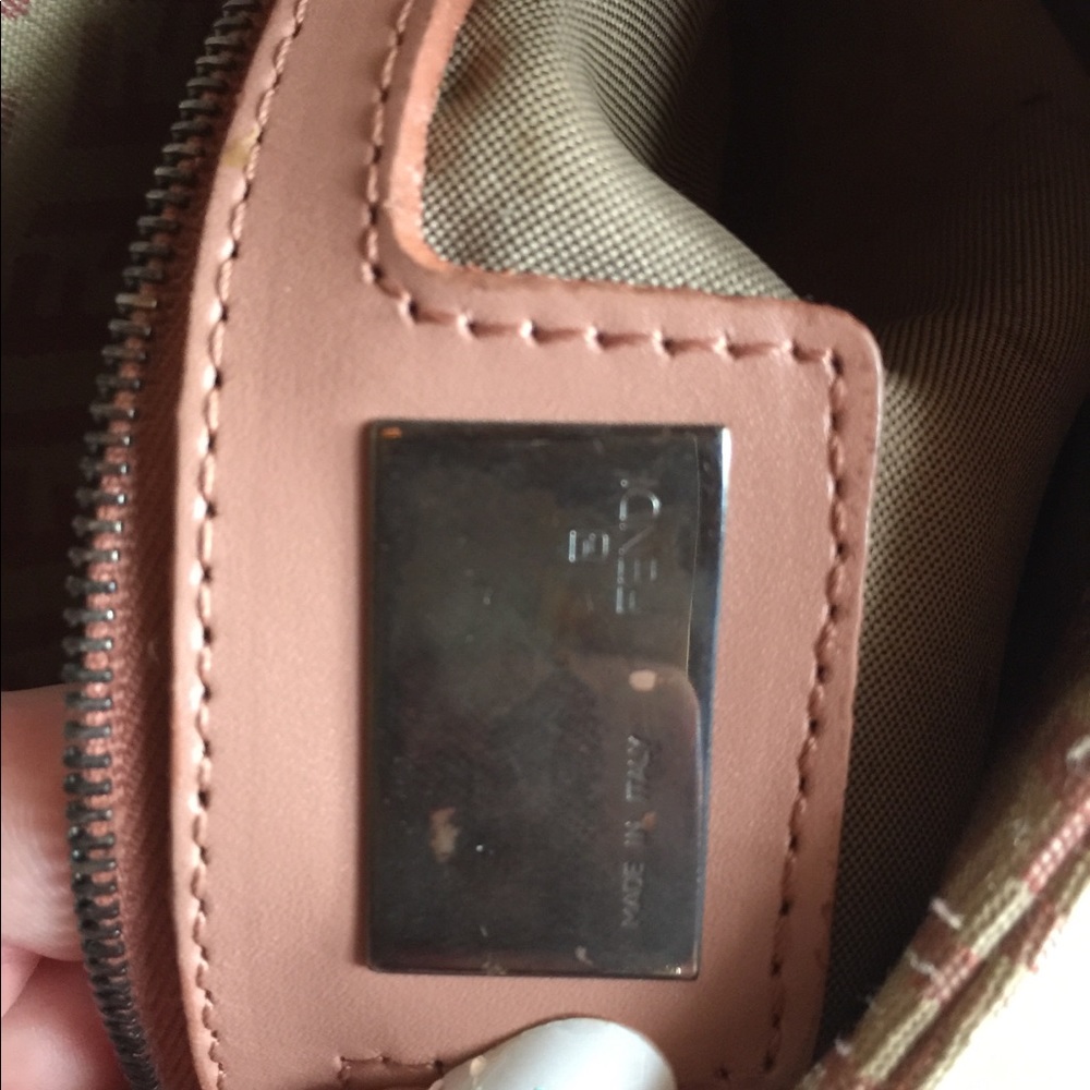 Fendi Monogram Handbag - Picture 5 of 5